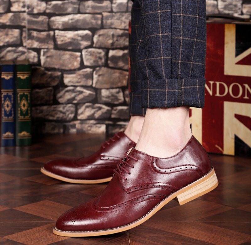 Herrskor 45 Business Casual Klänning Skor Herr 46 Brogue Snidade Spetsiga Tå Trend Vår